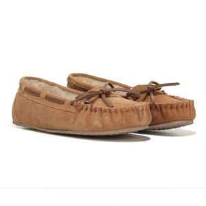 Minnetonka Britta Trapper Slipper
